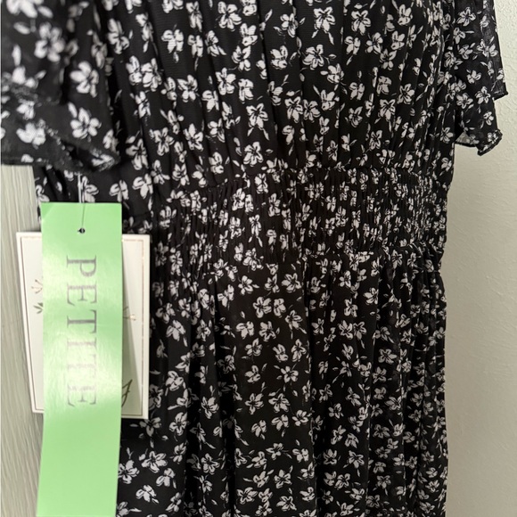 Siren Lily Black and White Floral Midi Dress - Picture 6 of 6